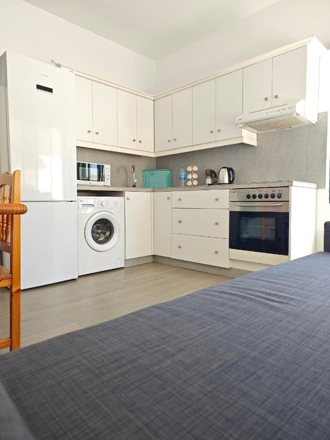 Cozy Apartment In Front Of The Natural Pools El Pris Exteriér fotografie