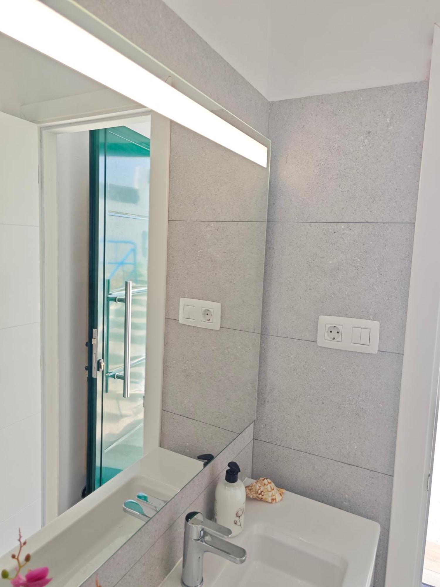 Cozy Apartment In Front Of The Natural Pools El Pris Exteriér fotografie